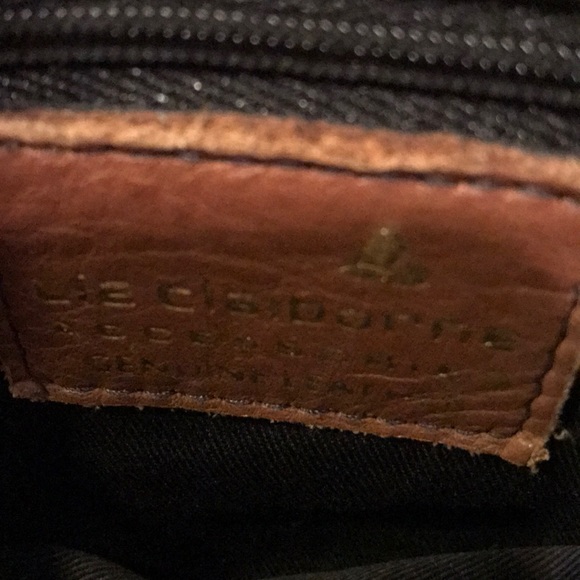 Elizabeth Clairborne crossbody tooled leather - Picture 8 of 8